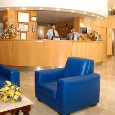 Elegance Palmeras Playa *