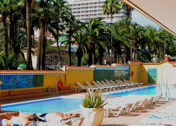 Elegance Palmeras Playa Apartment *